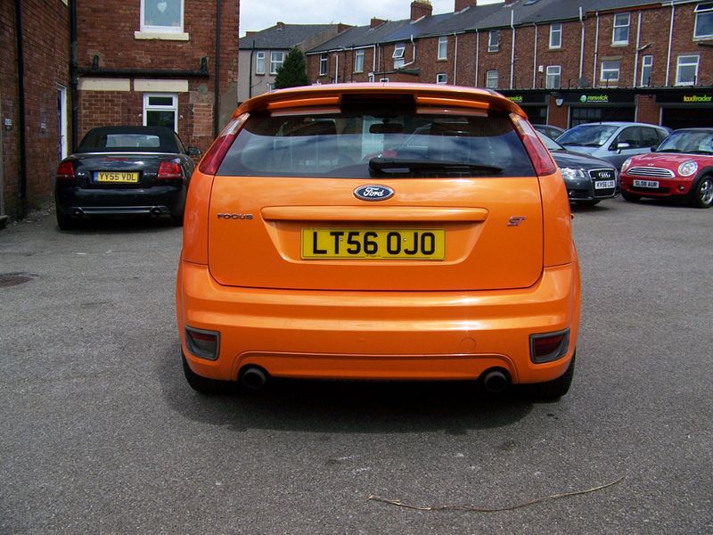 2007 Ford Focus 2.5 ST-2 image 7