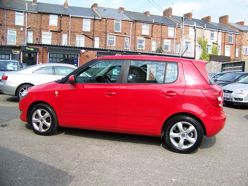 2011 Skoda Fabia 1.2 TDI image 4