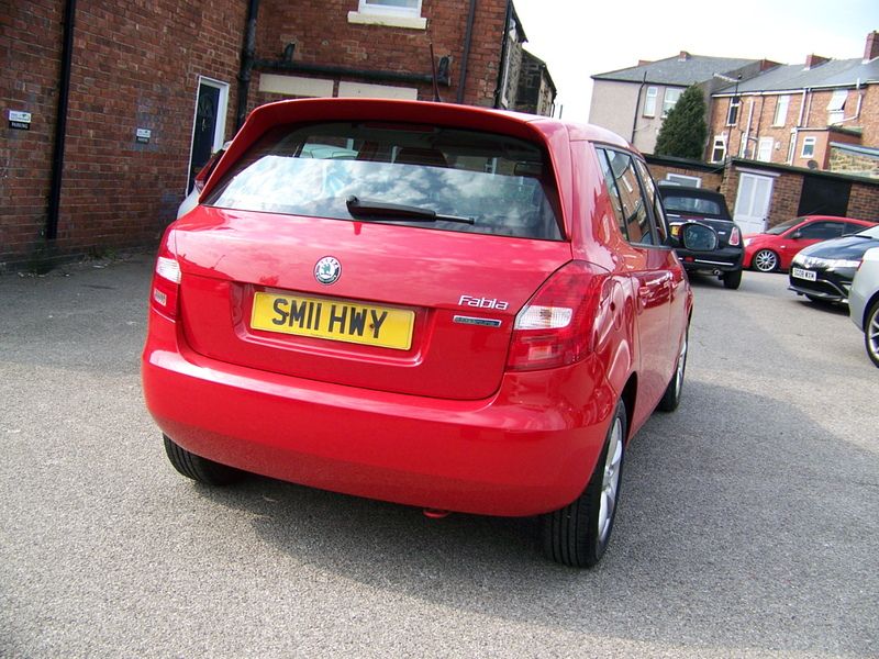 2011 Skoda Fabia 1.2 TDI image 5