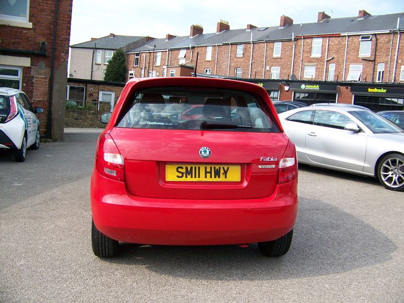 2011 Skoda Fabia 1.2 TDI image 7