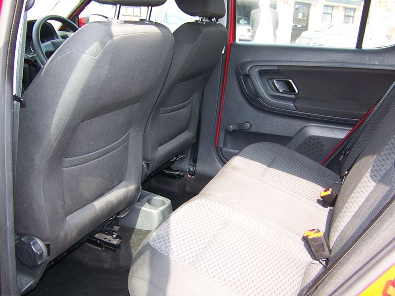 2011 Skoda Fabia 1.2 TDI image 9