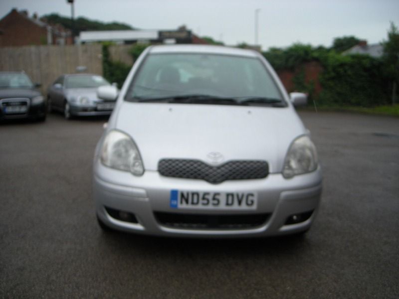 2005 Toyota Yaris 1.0 VVT-I image 3