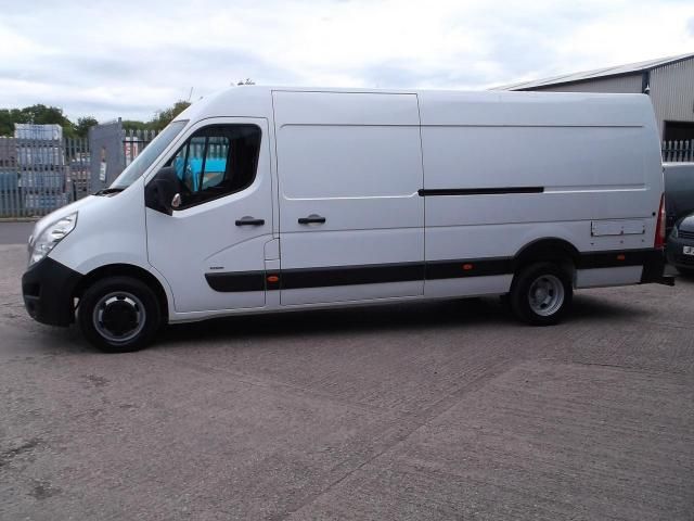 2011 Vauxhall Movano XLWB image 3