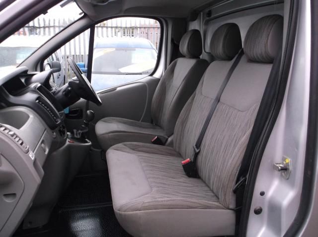 2011 Nissan Primastar High Roof 2.5 DCI image 6