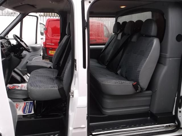 2011 Ford Transit Crew Cab image 6