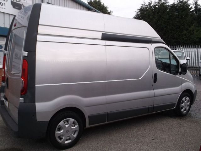 2012 Renault Trafic High Roof 2.0 DCI image 5