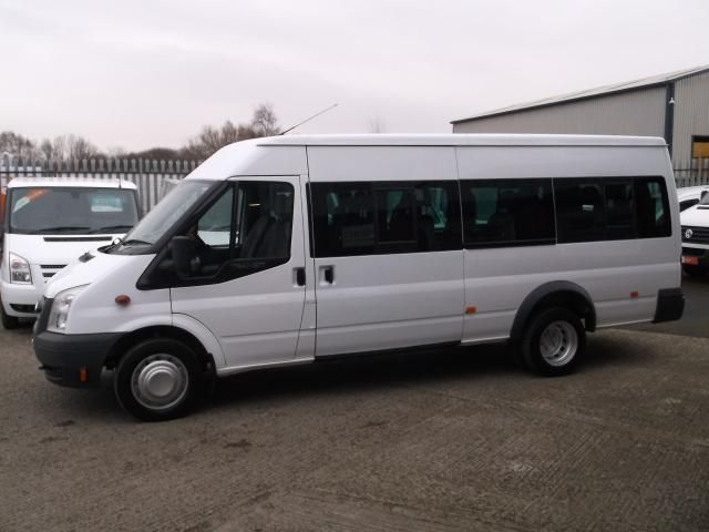 2007 Ford Transit Minibus image 3
