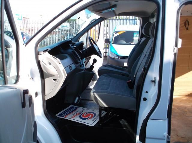 2011 Renault Trafic SL27 DCI image 6