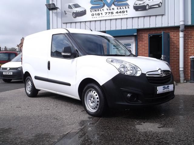 2012 Vauxhall Combo Van 1.3 L1H1 CDTI image 1