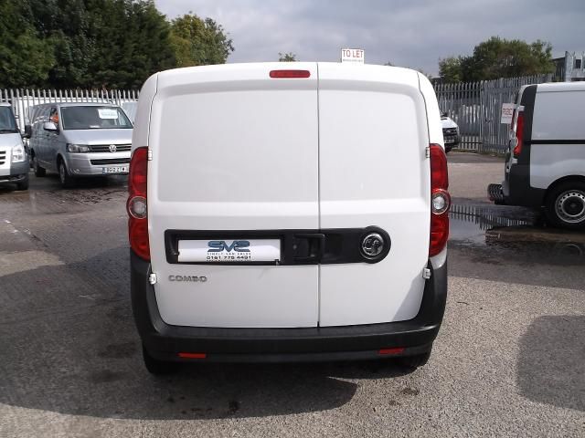 2012 Vauxhall Combo Van 1.3 L1H1 CDTI image 4