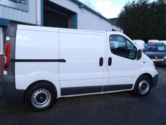 2007 Vauxhall Vivaro 2.0 CDTI image 5