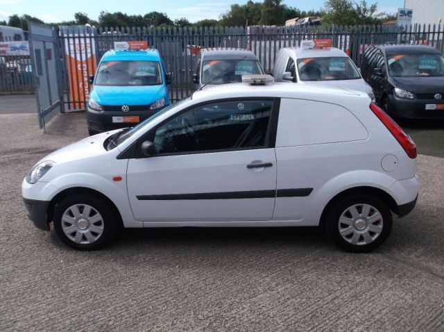 2008 Ford Fiesta 1.4 TDCI VAN 3d image 5
