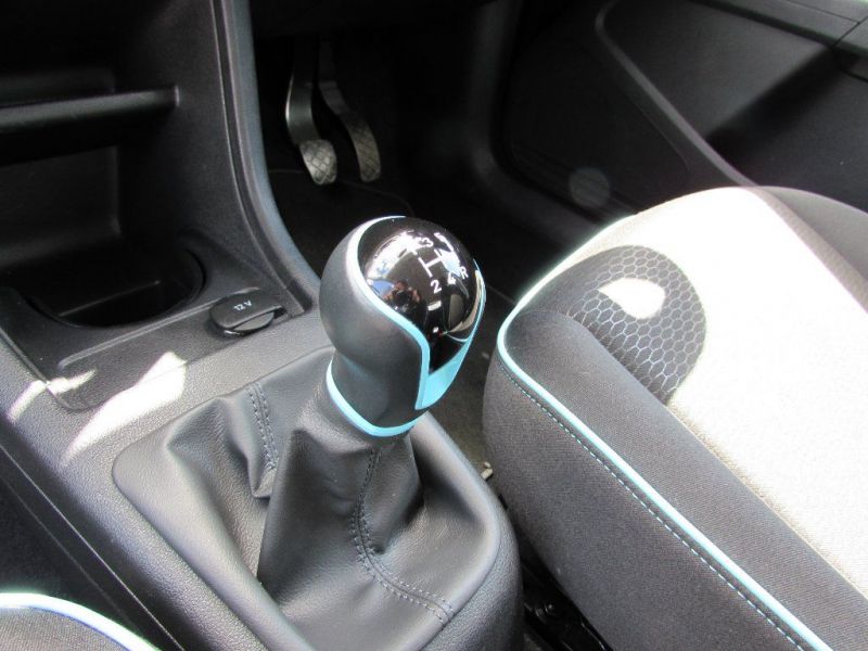 2014 SEAT Mii 1.0 12v Toca 5dr image 7