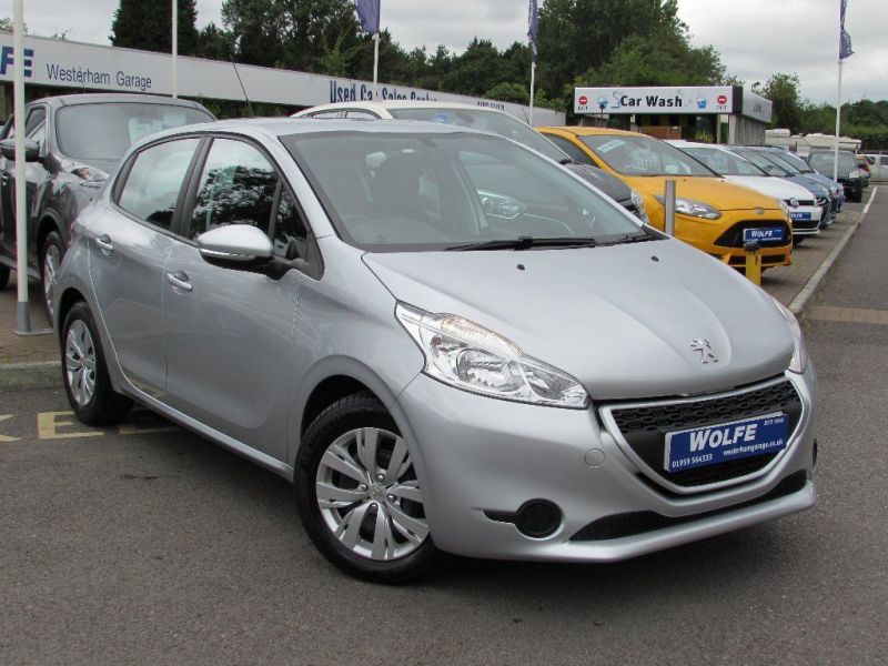 2013 Peugeot 208 1.2 VTi Access+ 5dr image 1