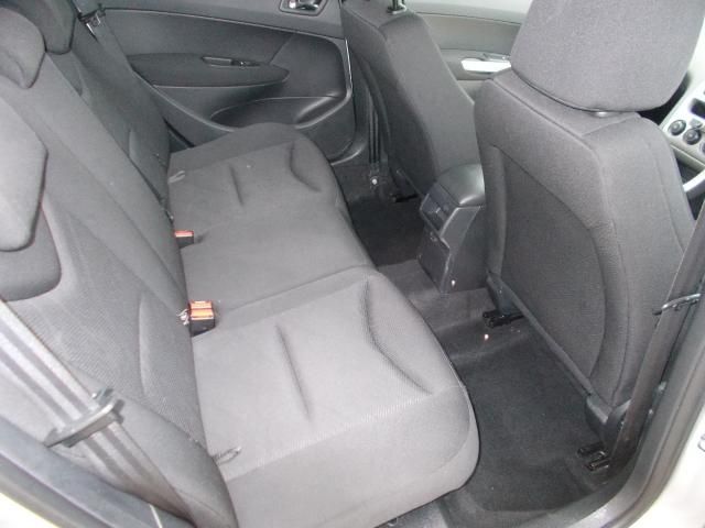 2013 Peugeot 308 image 7