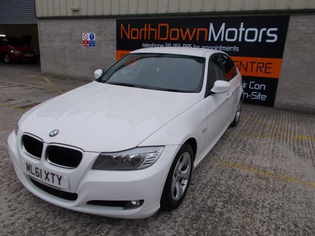 2011 BMW 3 Series 2.0 image 3