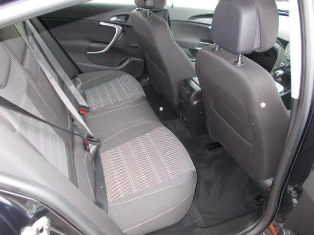 2012 Vauxhall Insignia image 7
