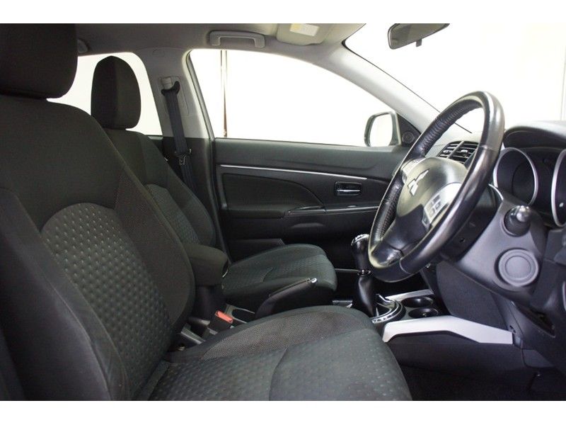 2011 Mitsubishi ASX 3 5dr image 6