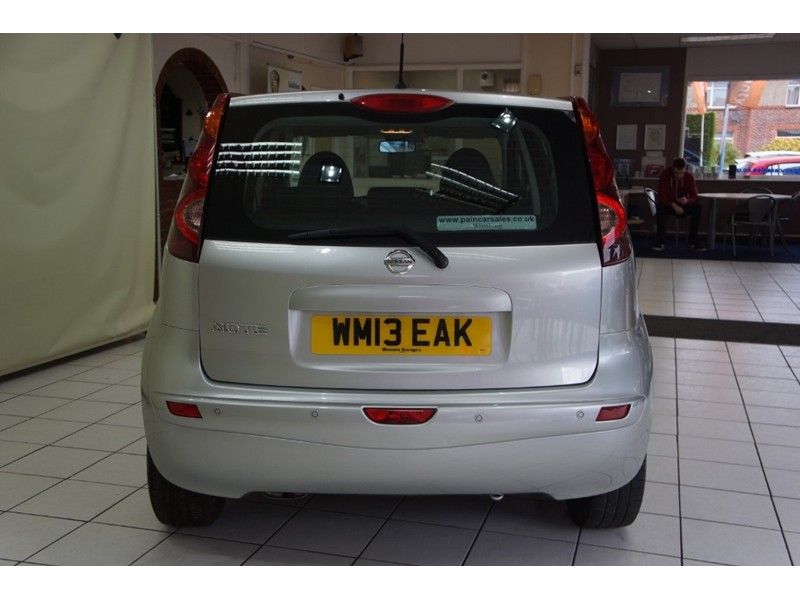 2013 Nissan Note 1.6 Acenta image 2