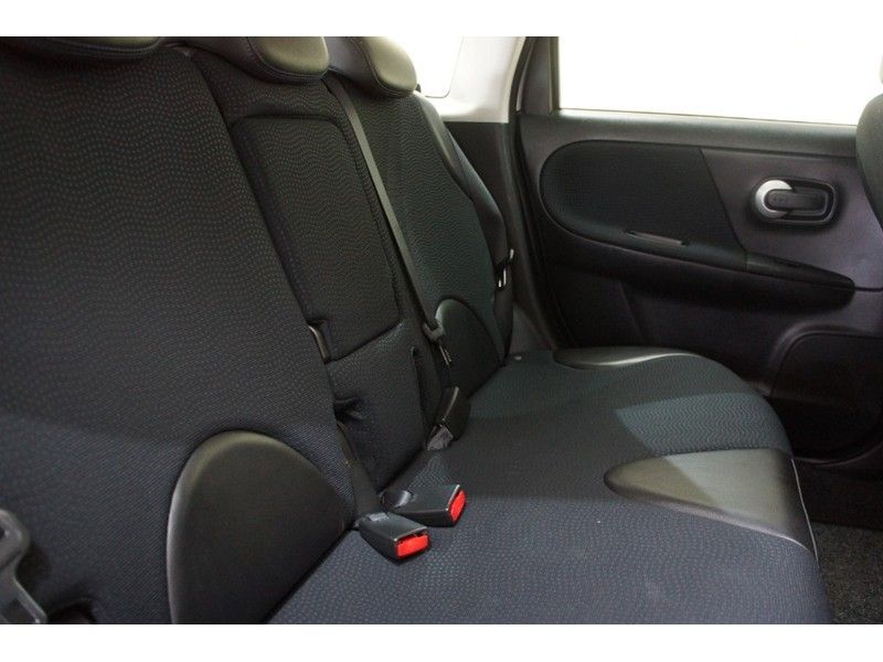 2013 Nissan Note 1.6 Acenta image 7