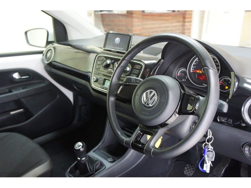 2012 Volkswagen Up! 3dr image 6