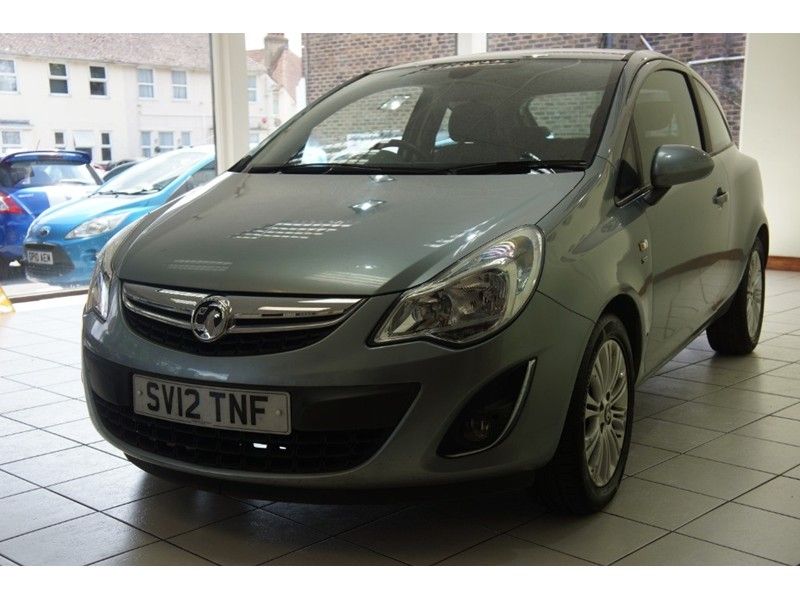 2012 Vauxhall Corsa SE 3dr image 2