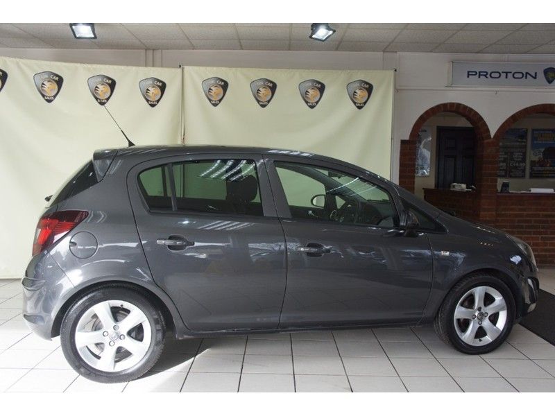 2012 Vauxhall Corsa SXi Ac 5dr image 3