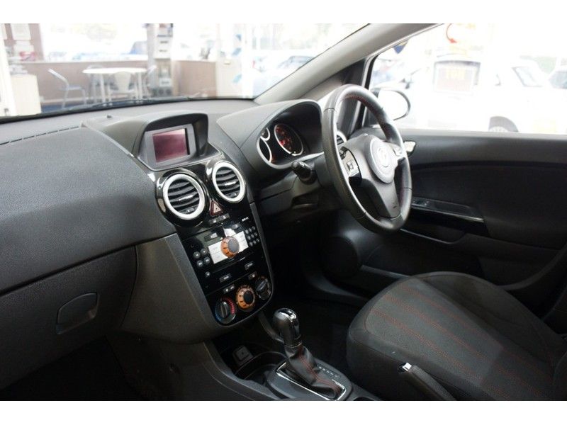 2012 Vauxhall Corsa SXi Ac 5dr image 9