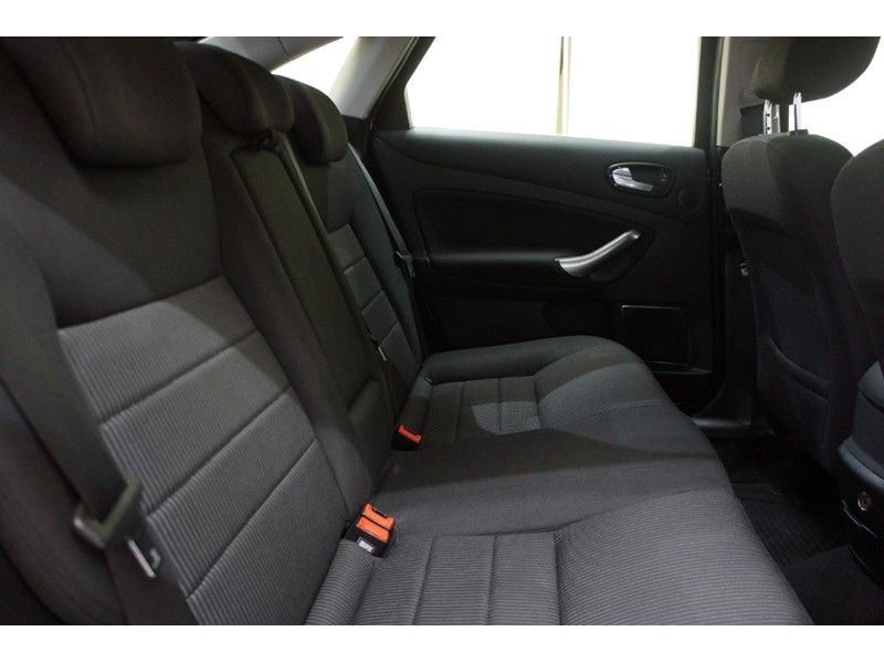 2009 Ford Mondeo Titanium 140 Tdci 5dr image 8