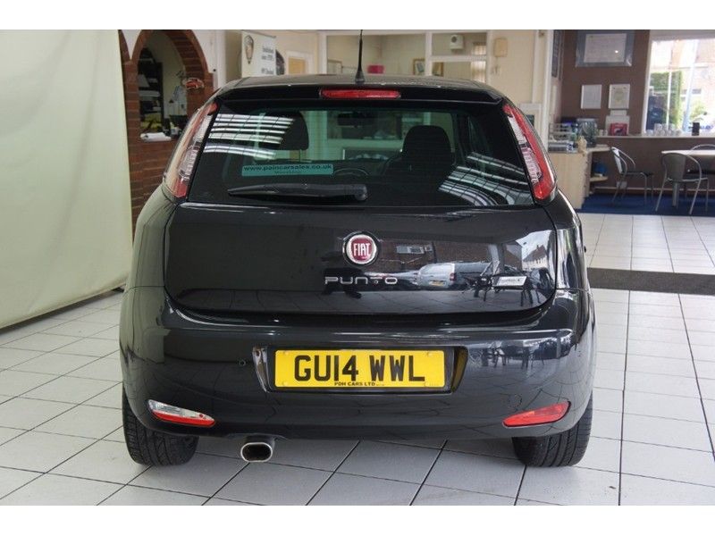 2014 Fiat Punto 3dr image 4