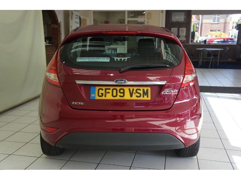 2009 Ford Fiesta Zetec 3dr image 4