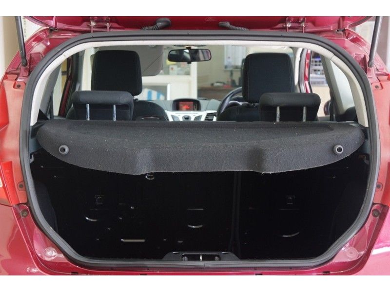 2009 Ford Fiesta Zetec 3dr image 10