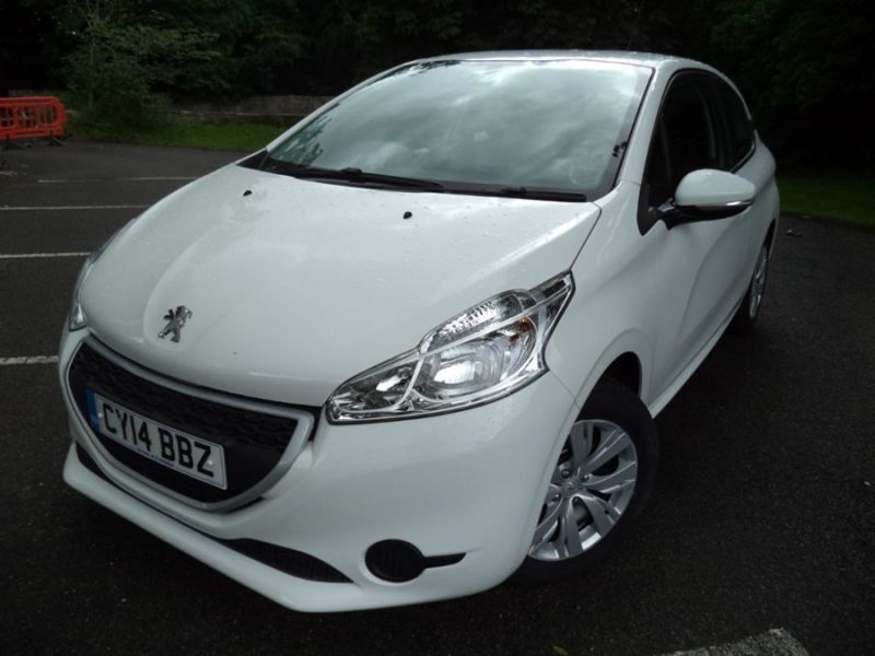 2014 Peugeot 208 1.2 VTi Access+ 3dr image 2