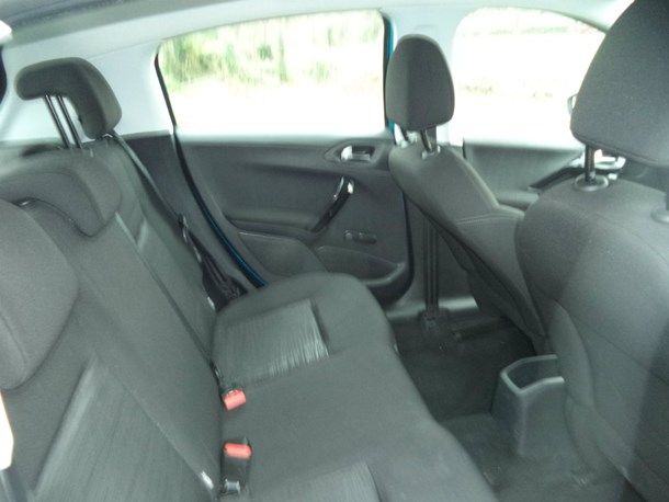 2013 Peugeot 208 1.2 VTi Access+ 5dr image 7