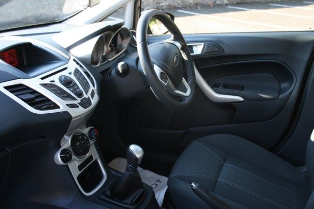 2011 Ford Fiesta 1.25 Zetec 5dr image 6