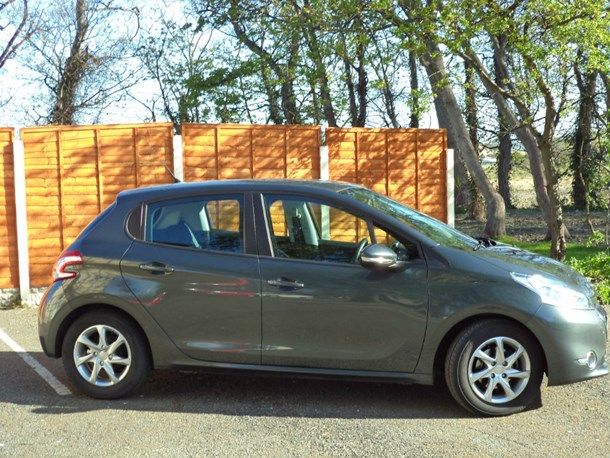 2013 Peugeot 208 1.2 VTi Active 5dr image 2