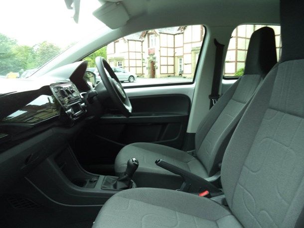2013 Volkswagen up! 1.0 5dr image 6