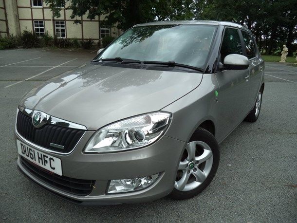 2011 Skoda Fabia 1.2 TDI CR 5dr image 2
