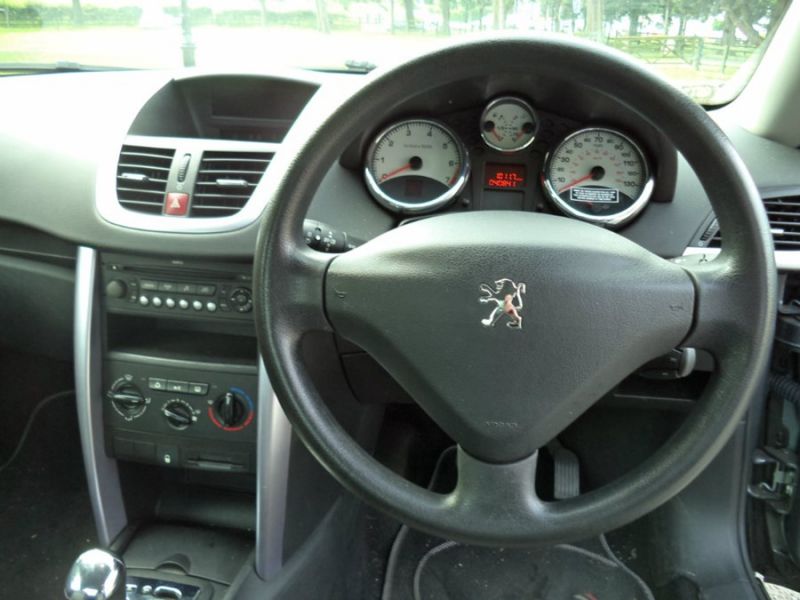 2008 Peugeot 207 CC 1.6 16v Sport 2dr image 8