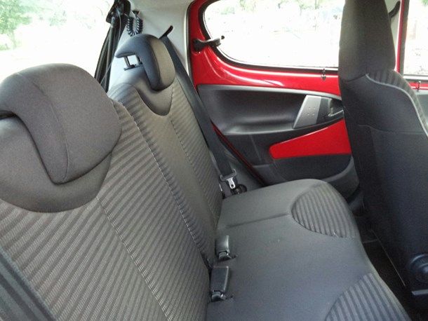 2013 Peugeot 107 1.0 12v Active 5dr image 6