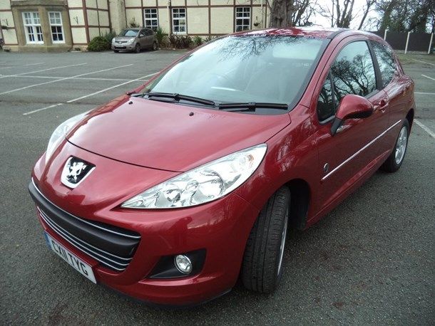 2011 Peugeot 207 1.4 image 2