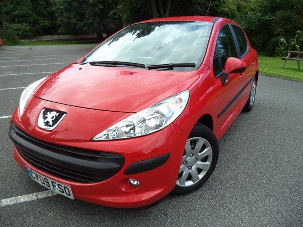 2009 Peugeot 207 1.4 VTi S 5dr image 2