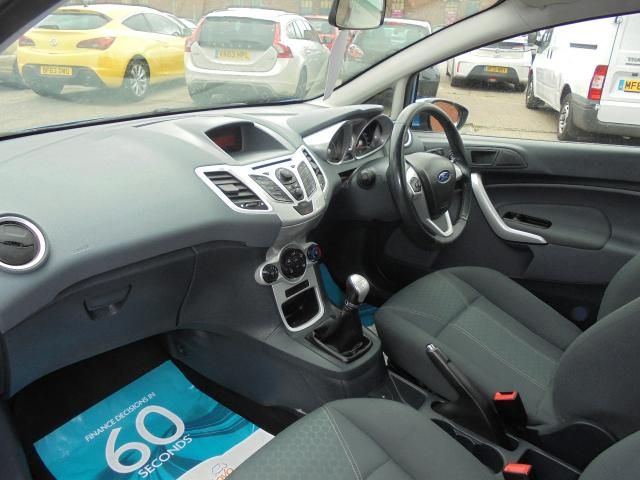 2009 Ford Fiesta 1.2 Zetec 3d image 6