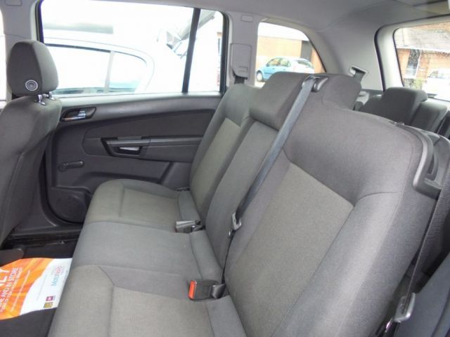 2007 Vauxhall Zafira 1.6 Life 16V 5d image 8