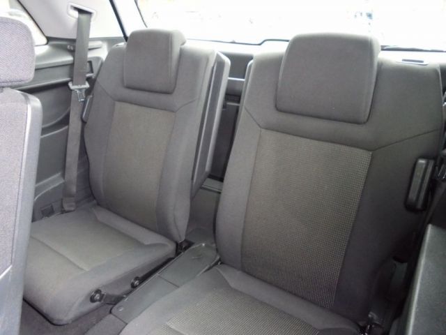 2007 Vauxhall Zafira 1.6 Life 16V 5d image 9