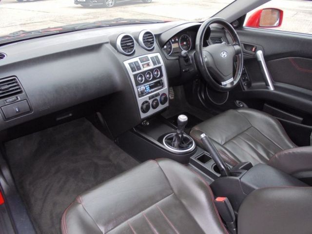 2006 Hyundai Coupe 2.0 SE 3d image 8