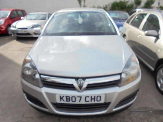 2007 Vauxhall Astra 1.6 Energy 16V 5d image 2