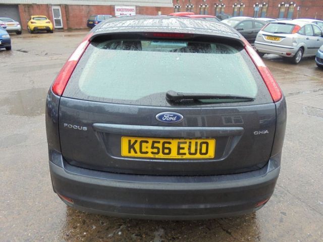2007 Ford Focus 2.0 Ghia 16V 5d image 4