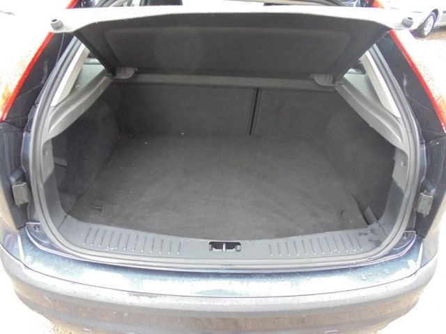 2007 Ford Focus 2.0 Ghia 16V 5d image 9