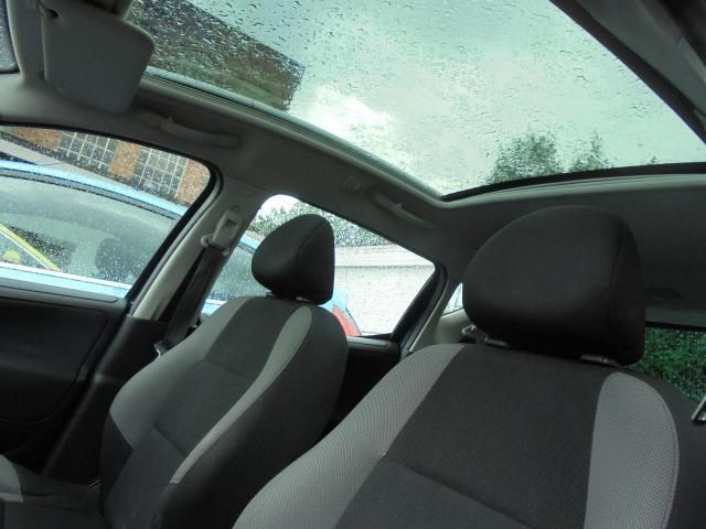 2007 Peugeot 207 1.4 SW S 5d image 7